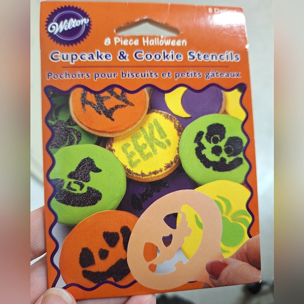 WILSON | Cupcake & Cookie Stencils